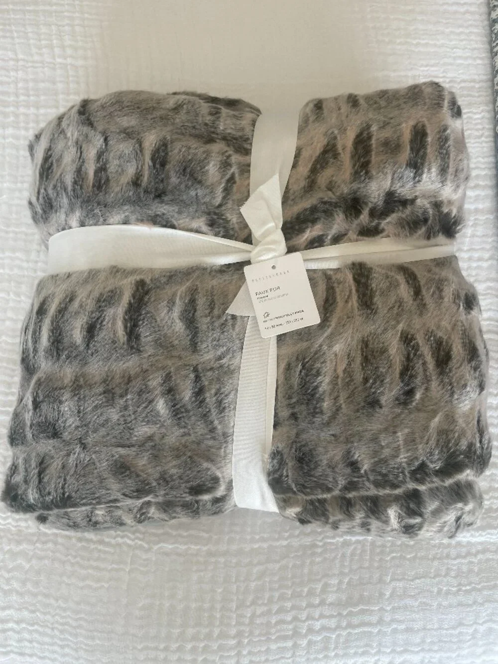 POTTERY BARN FAUX FUR RUCHED THROW BLANKET 60